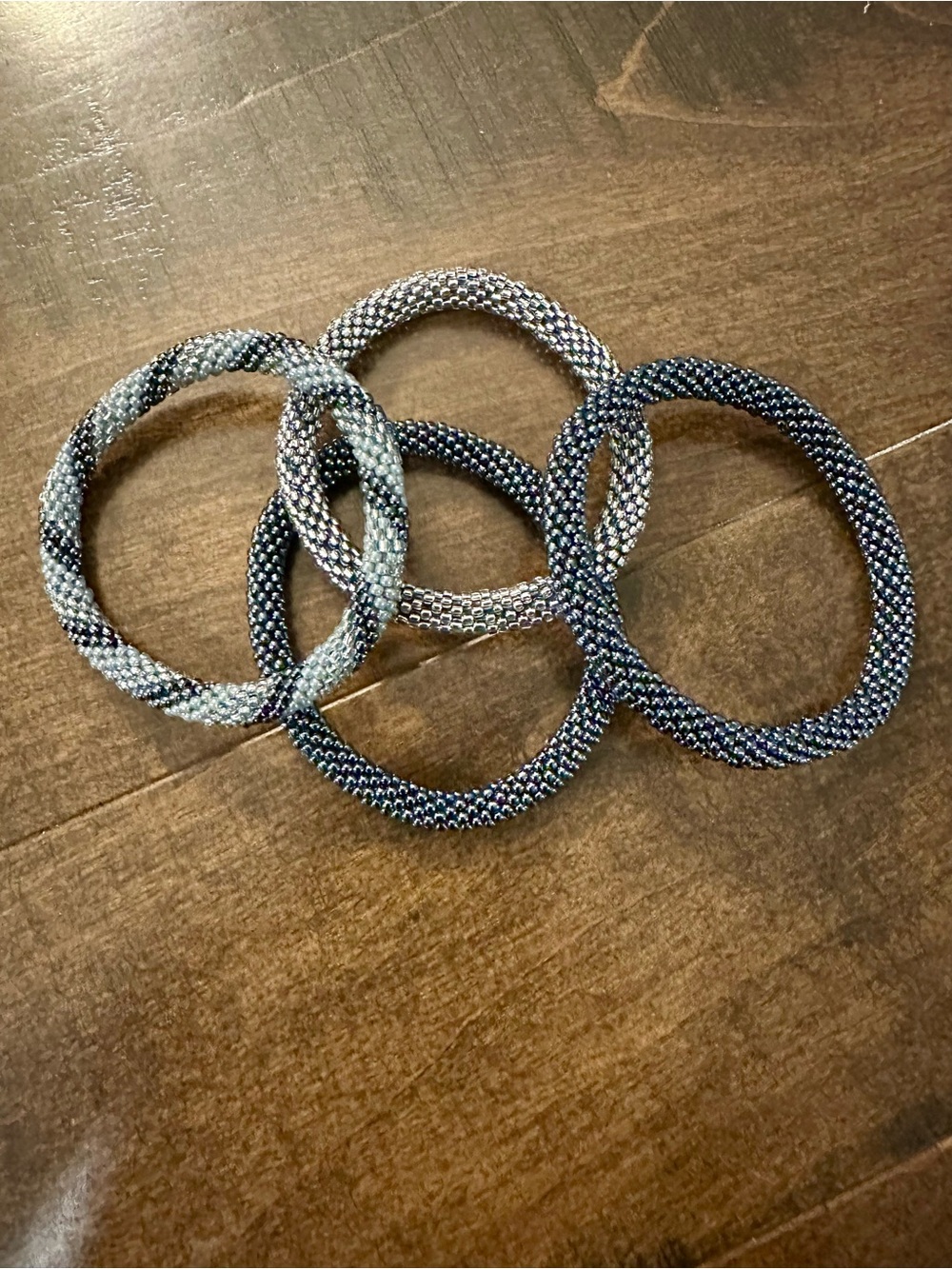🌟 Sashka Co Set of 30 assorted color bracelets - Picture 7 of 8